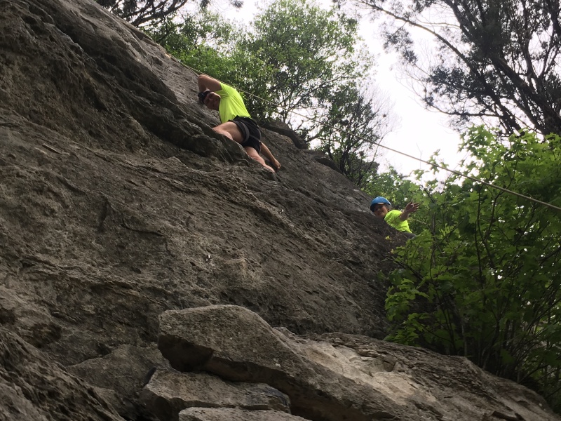 2019/03(March)/Crew8787-Rock-Climbing/800x600_2019-03-30-Crew8787-rock-climbing-21-Travis-Suzi.JPG
