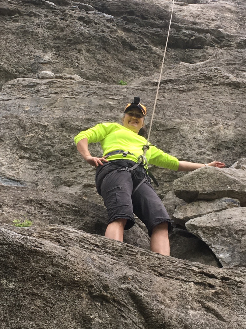 2019/03(March)/Crew8787-Rock-Climbing/800x600_2019-03-30-Crew8787-rock-climbing-25-Suzi.JPG