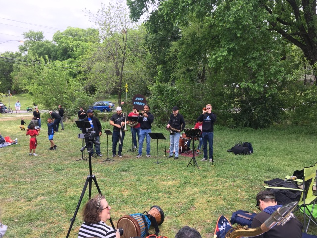 2019-03-30-HonkTX-bands-09.JPG