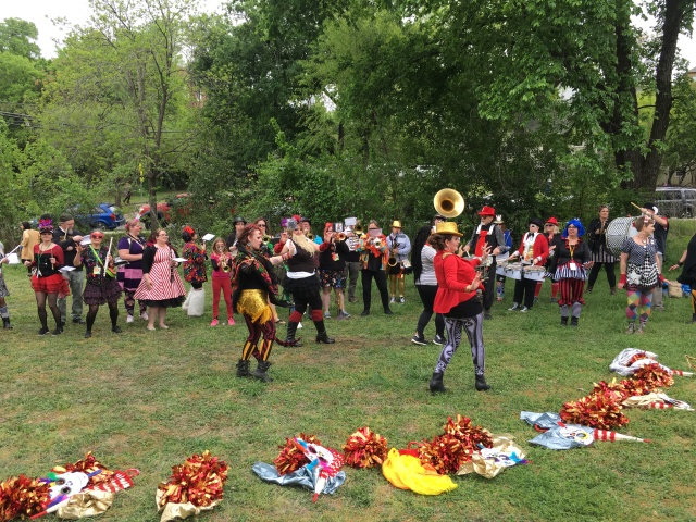 2019-03-30-HonkTX-bands-11-LisaPettrey.JPG