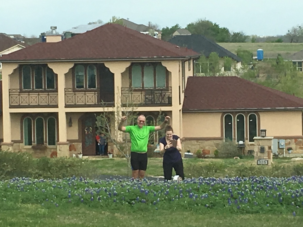 2019-03-23-neighbors-taking-bluebonnet-pictures-1.JPG