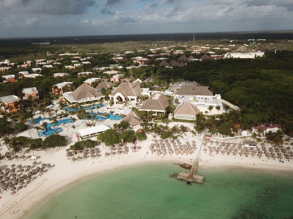 2019/04(April)/Cancun-with-Adriana/1024x768_2019-04-05-Cancun-drone-4.JPG