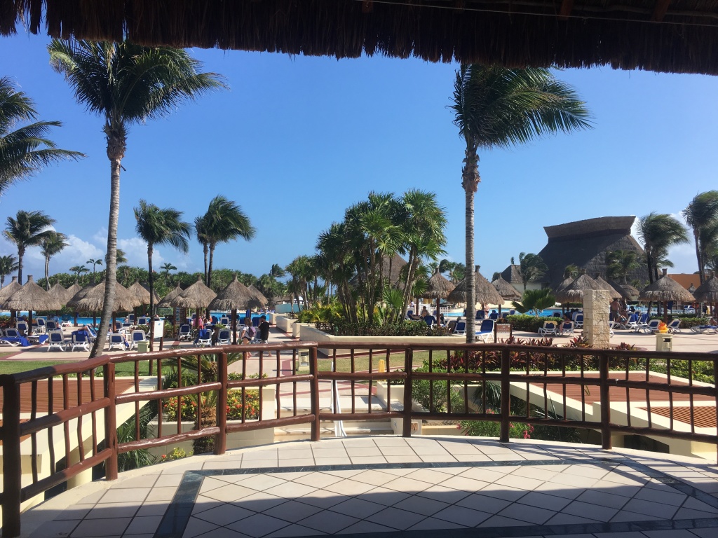 2019/04(April)/Cancun-with-Adriana/1024x768_2019-04-07-Cancun-Bahia-Principie-29.JPG
