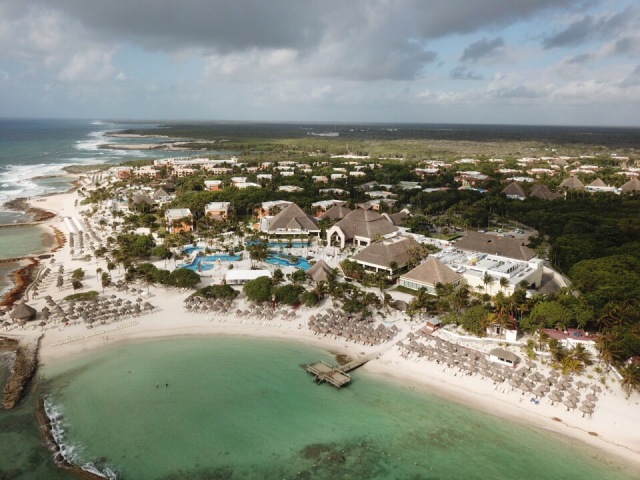 2019/04(April)/Cancun-with-Adriana/640x480_2019-04-05-Cancun-drone-5-GOOD.JPG
