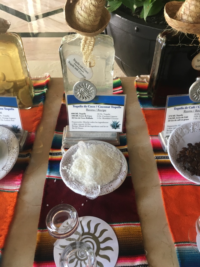 2019/04(April)/Cancun-with-Adriana/640x480_2019-04-07-Cancun-Bahia-Principie-16-tequila.JPG