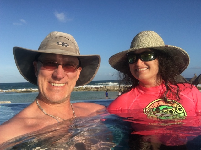 2019/04(April)/Cancun-with-Adriana/640x480_2019-04-08-Cancun-Bahia-Principie-020-Travis-Suzi.JPG