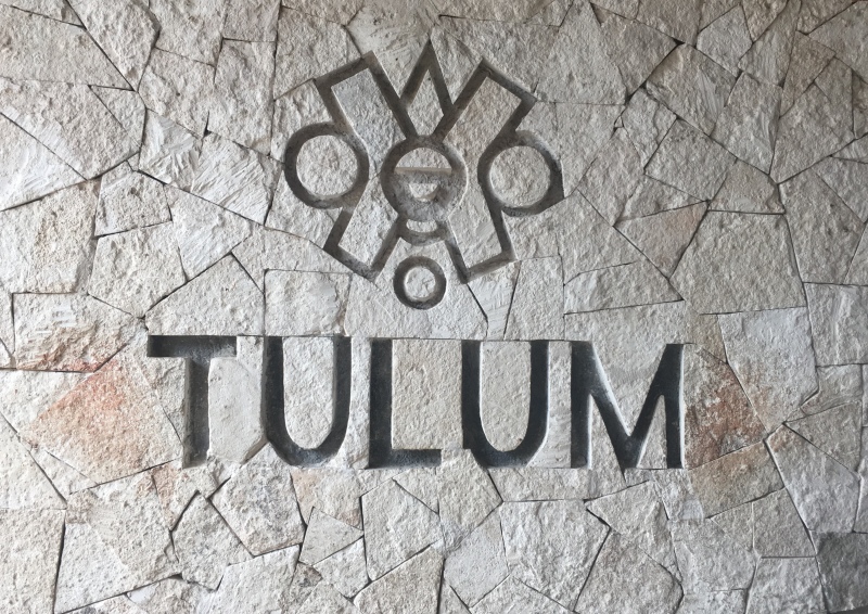 2019/04(April)/Cancun-with-Adriana/800x600_2019-04-09-Cancun-Bahia-Principie-05-Tulum.JPG