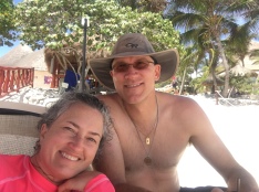 2019-04-08-Cancun-Bahia-Principie-001-Suzi-Travis.JPG
