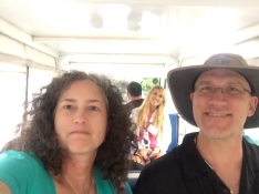 2019-04-09-Cancun-Bahia-Principie-42-Suzi-Adriana-Travis.JPG