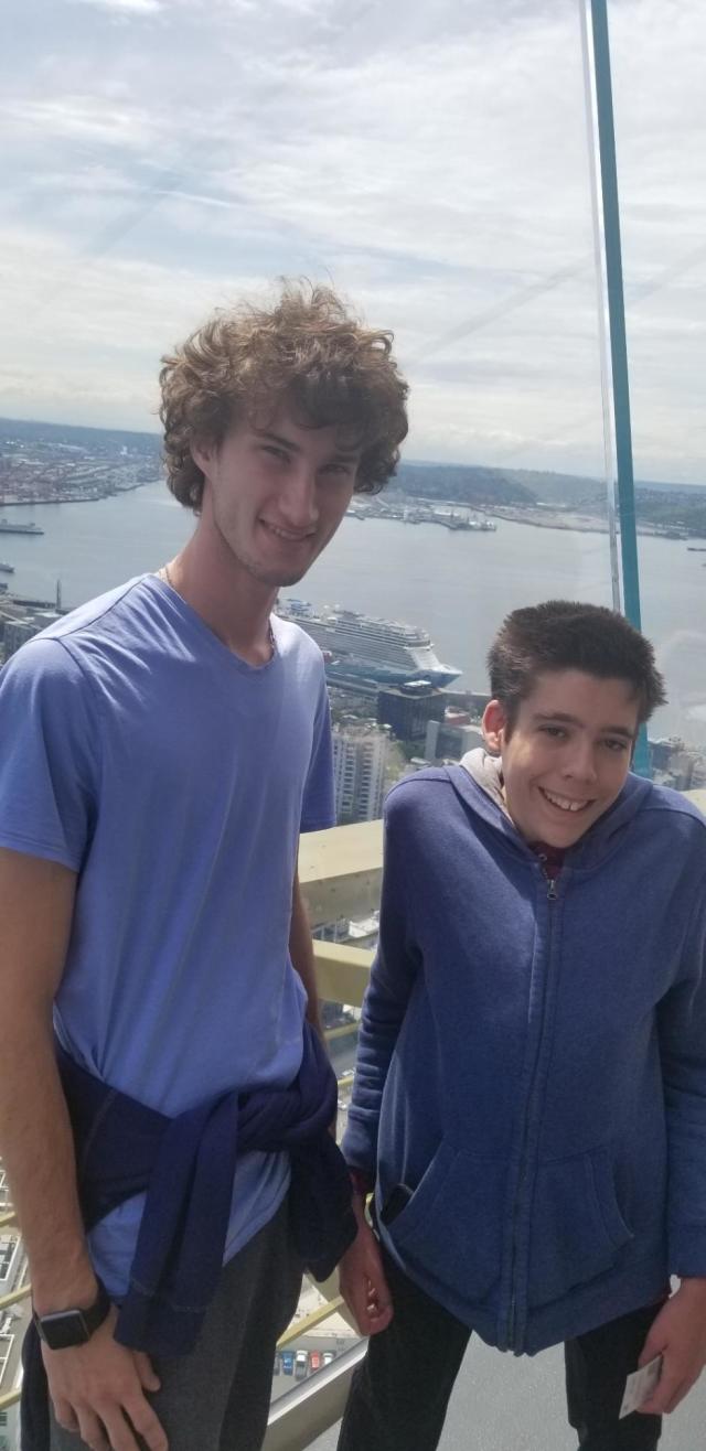 2019/04(April)/Chance-Jack-Seattle/640x480_2019-04-10-Jack-Chance-drive-to-Seattle-16.JPG