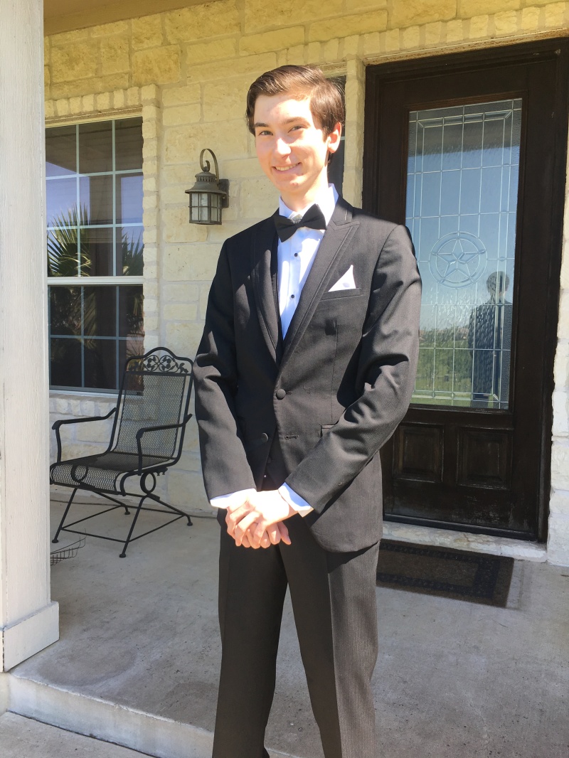 2019-04-26-Dax-Prom-03.JPG