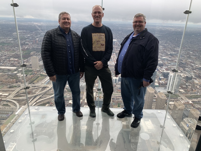 2019/04(April)/VA-Chicago/800x600_2019-04-18-VA-Chicago-Sears-Willis-Tower-04-Steve-Travis-Brian.JPG
