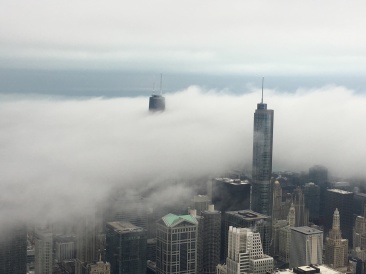 2019-04-18-VA-Chicago-Sears-Willis-Tower-02-clouds-on-skyline.JPG