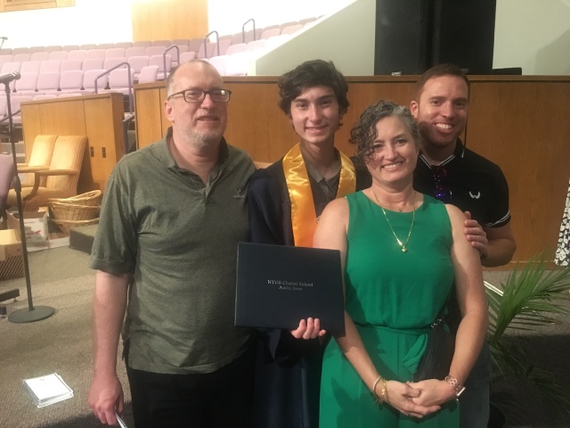 2019/05(May)/Dax-Graduation/640x480_2019-05-25-Dax-NYOS-HS-Graduation-34-James-Suzi-Mark.JPG