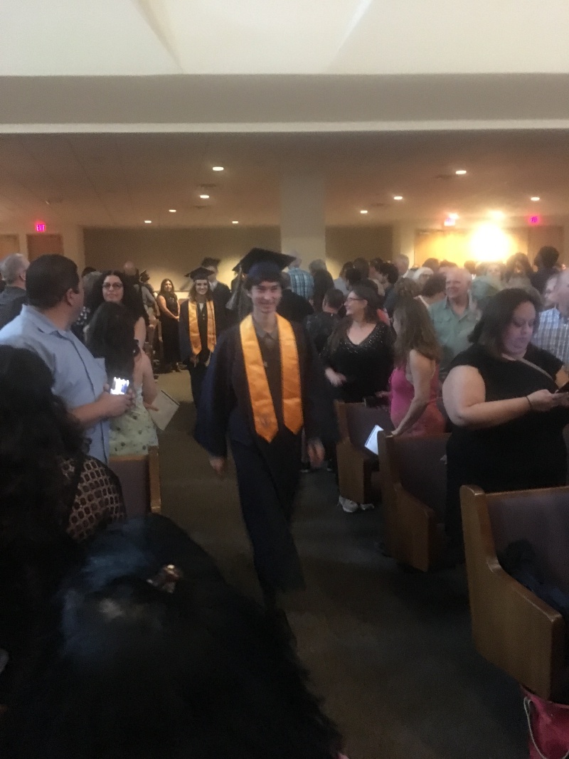 2019/05(May)/Dax-Graduation/800x600_2019-05-25-Dax-NYOS-HS-Graduation-05.JPG