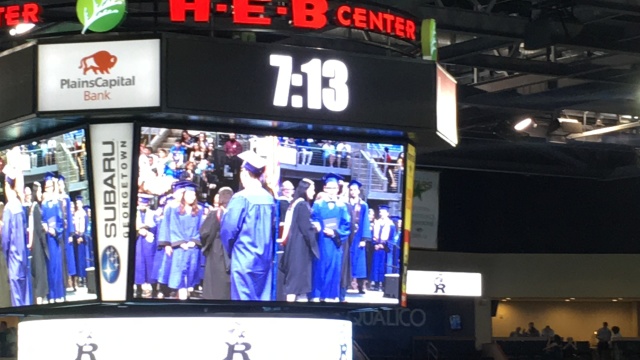 2019/05(May)/KatieSanderson-HS-graduation-ceremony/640x480_2019-05-24-Katie-Sanderson-HS-Graduation-Ceremony-03.JPG