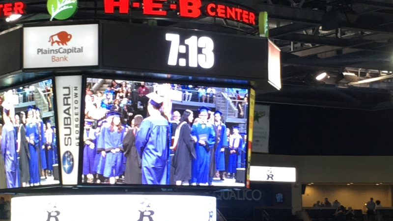 2019/05(May)/KatieSanderson-HS-graduation-ceremony/800x600_2019-05-24-Katie-Sanderson-HS-Graduation-Ceremony-03.JPG