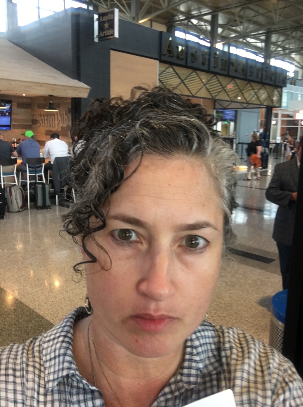 2019-05-14-Suzi-airport.JPG
