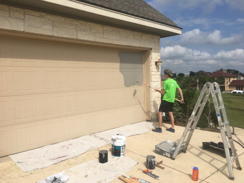 2019/05(May)/Paint-House-Garage-Reorg/800x600_2019-05-15-House-Paint-2-Chance.JPG