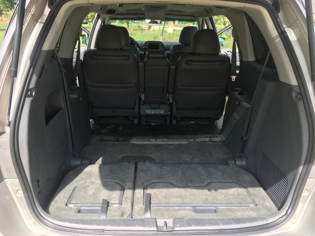 2019/06(June)/Honda-Odyssey-Minivan-sold/1024x768_2019-06-27-Honda-Odyssey-Minivan-forsale-16.JPG