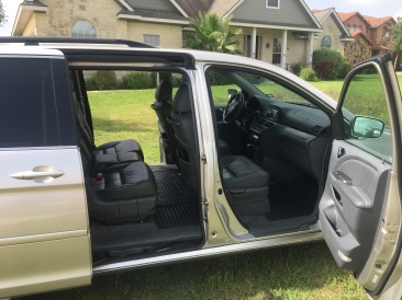 2019-06-27-Honda-Odyssey-Minivan-forsale-04.JPG