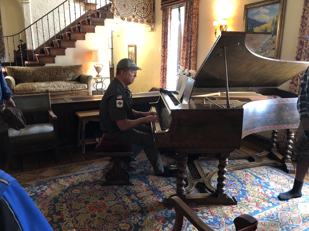 2019-06-09-Philmont-Crew8787-3-Pat-piano.JPG