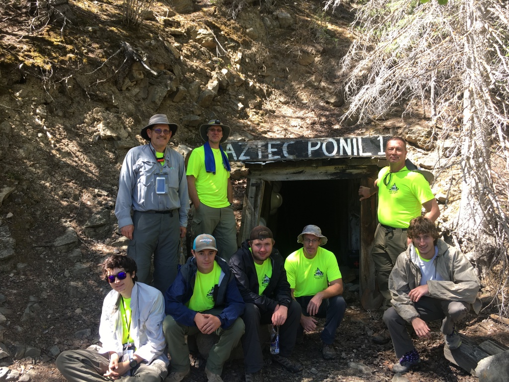 2019/06(June)/Philmont-Crew8787/1024x768_2019-06-12-Philmont-Crew8787-8-Dax-Carl-Dominic-Travis-Ben-Markus-Pat-Chance-Aztec-Ponil-mine.JPG