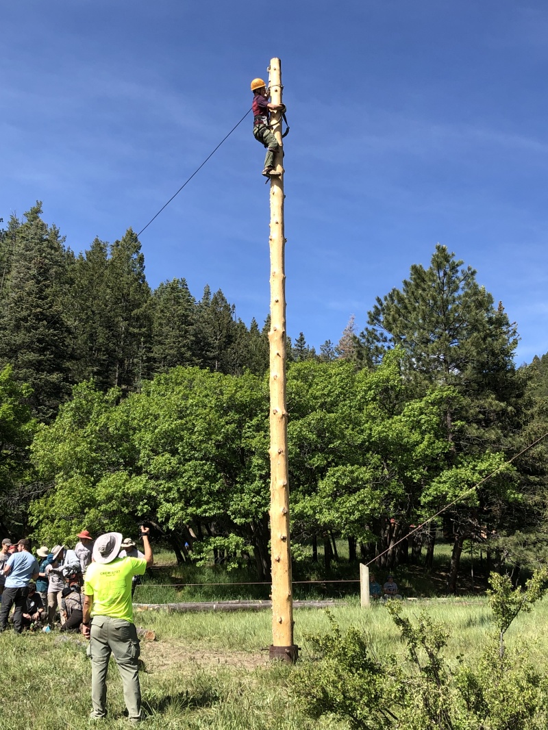 2019/06(June)/Philmont-Crew8787/800x600_2019-06-16-Philmont-Crew8787-9-Dominic-pole-climbing.JPG