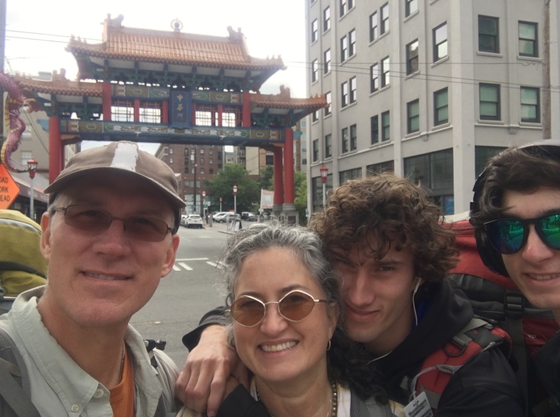 2019/07(July)/Jim-Janeen-50th-Anniversary-Alaska-Cruise/03_Seattle/800x600_2019-07-04-Seattle-3-Travis-Suzi-Chance-Dax.JPG