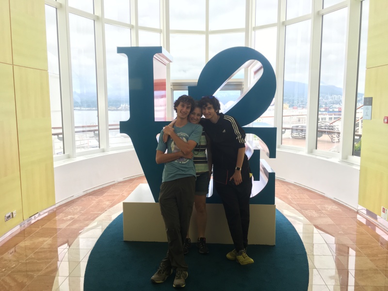 2019/07(July)/Jim-Janeen-50th-Anniversary-Alaska-Cruise/05_Allaboard/800x600_2019-07-05-50th-annivesary-cruise-all-aboard-06-Chance-Suzi-Dax.JPG