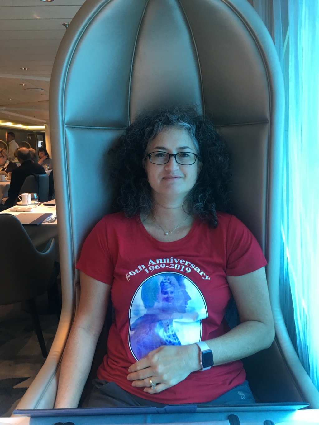 2019/07(July)/Jim-Janeen-50th-Anniversary-Alaska-Cruise/07_Ketchican/2019-07-07-50th-anniversary-cruise-Ketchican-02-Suzi.JPG