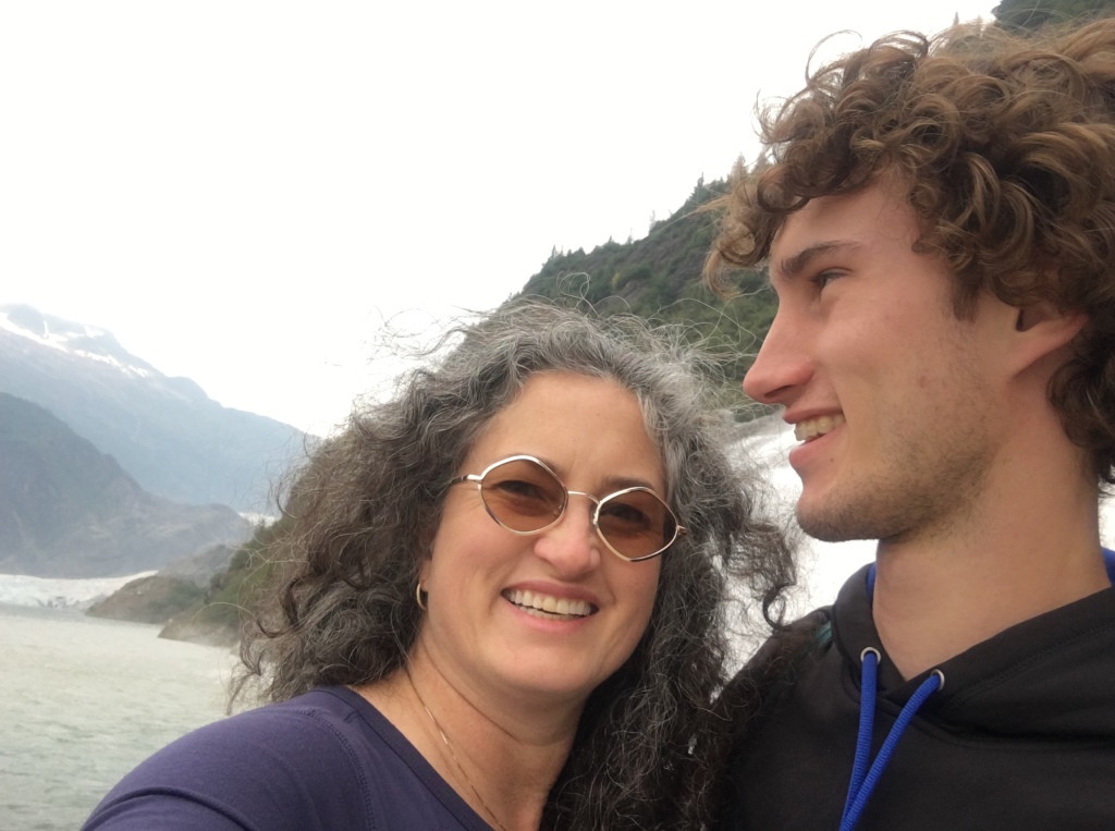 2019-07-09-50th-anniversary-cruise-Juneau-27-Suzi-Chance.JPG