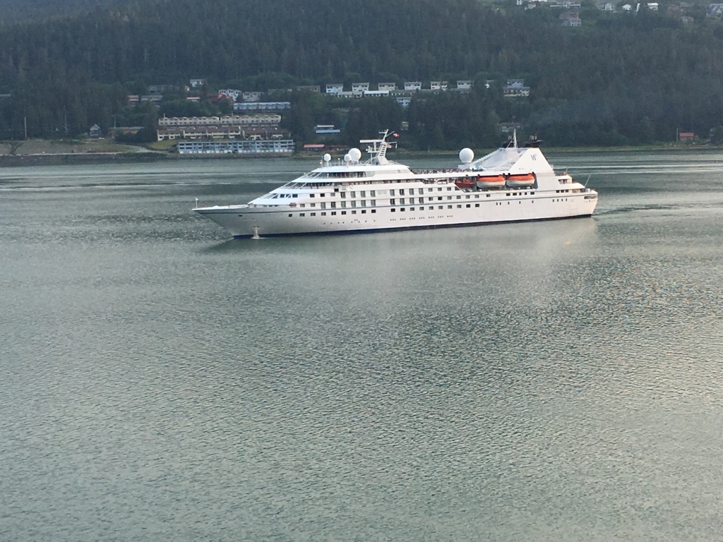 2019-07-09-50th-anniversary-cruise-Juneau-52-little-yacht.JPG