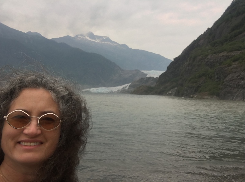 2019/07(July)/Jim-Janeen-50th-Anniversary-Alaska-Cruise/09_Juneau/800x600_2019-07-09-50th-anniversary-cruise-Juneau-15-Suzi.JPG
