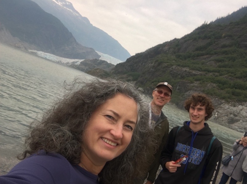 2019-07-09-50th-anniversary-cruise-Juneau-34-Suzi-Travis-Chance.JPG