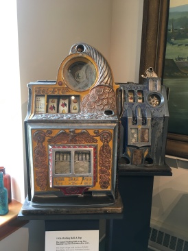 2019-07-10-50th-anniversary-cruise-Skagway-21-slot-machine.JPG