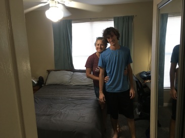 2019-08-24-Dropping-Chance-off-at-new-apartment-06-Suzi.JPG