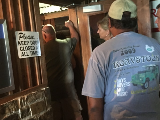 2019-08-13-Dax-moves-into-dorm-at-UTD-23-Hutchins-BBQ-keep-door-closed-at-all-times-or-NOT.JPG
