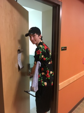 2019-08-13-Dax-moves-into-dorm-at-UTD-09.JPG