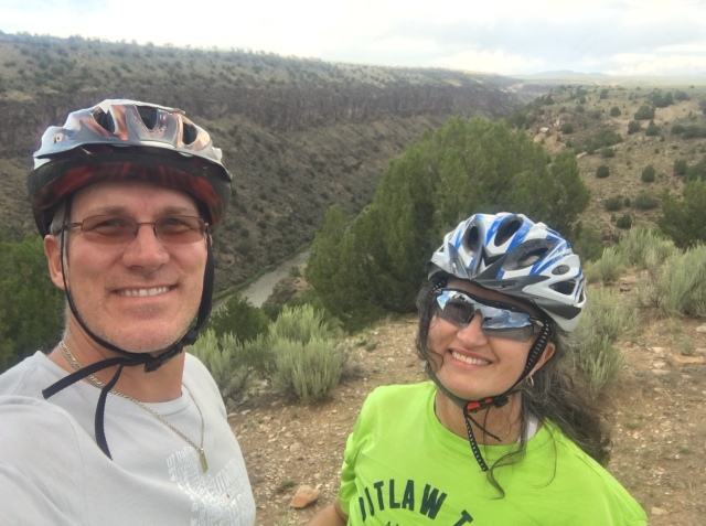 2019/08(August)/Taos-NM-Vortex-Music-Festival/Day-01-Travel-Days/640x480_2019-08-15-Taos-NM-Vortex-Music-Festival-Travel-Day-24-Travis-Suzi.JPG
