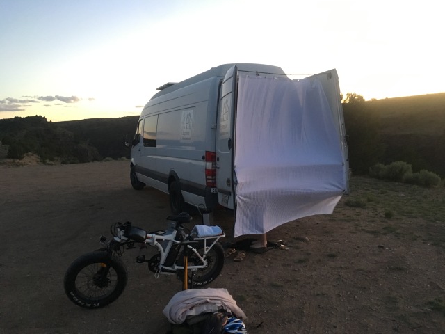 2019/08(August)/Taos-NM-Vortex-Music-Festival/Day-01-Travel-Days/640x480_2019-08-15-Taos-NM-Vortex-Music-Festival-Travel-Day-68-Sprinter-Shower.JPG