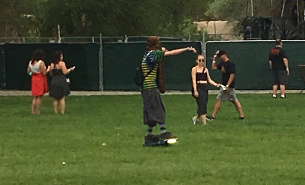2019/08(August)/Taos-NM-Vortex-Music-Festival/Day-02-Vortex-Music-Fest/1024x768_2019-08-16-Taos-NM-Vortex-Music-Festival-84-onewheel.JPG