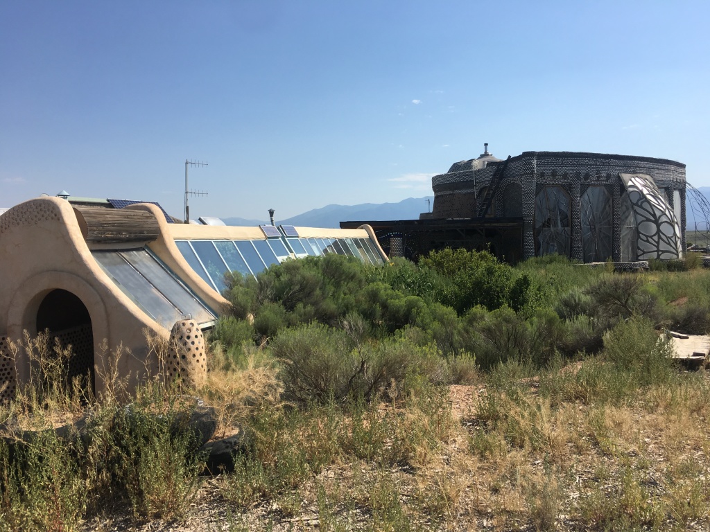 2019/08(August)/Taos-NM-Vortex-Music-Festival/Day-03-Vortex-Music-Fest/1024x768_2019-08-17-Taos-NM-Vortex-Music-Festival-16-EarrthShip.JPG