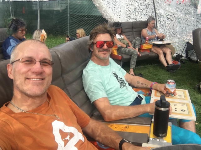 2019/08(August)/Taos-NM-Vortex-Music-Festival/Day-03-Vortex-Music-Fest/640x480_2019-08-17-Taos-NM-Vortex-Music-Festival-46-Travis-Justin.JPG