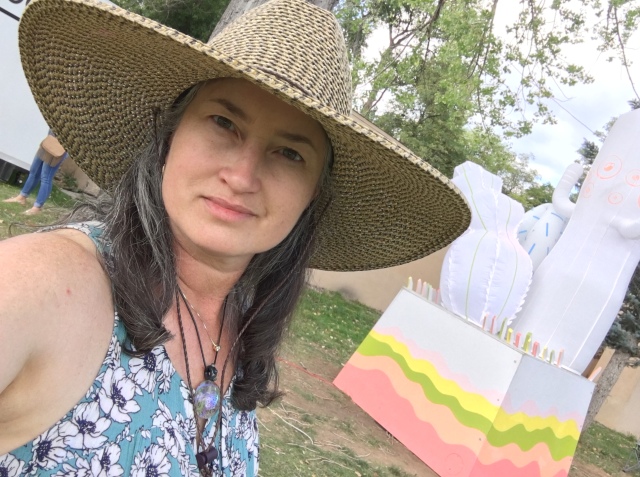 2019/08(August)/Taos-NM-Vortex-Music-Festival/Day-03-Vortex-Music-Fest/640x480_2019-08-17-Taos-NM-Vortex-Music-Festival-55-Suzi.JPG