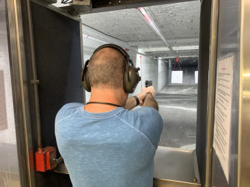 2019-10-01-Reds-Shooting-Range-with-AR-15-02-Shane.JPG