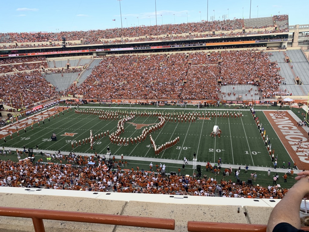 2019/09(September)/UT-Football/1024x768_2019-09-21-UT-Football-14.JPG