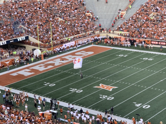 2019-09-21-UT-Football-09.JPG