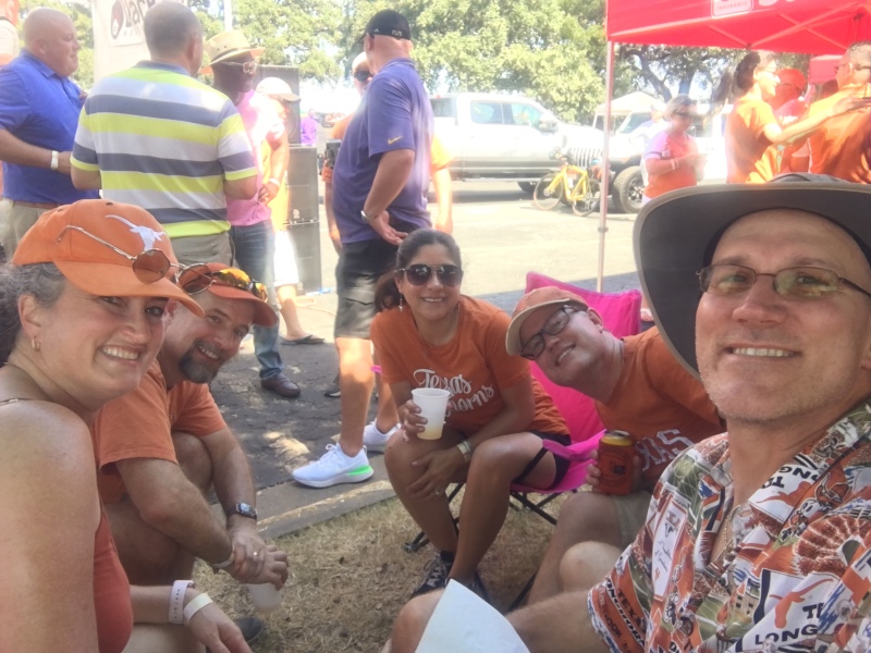 2019/09(September)/UT-Football/800x600_2019-09-07-UT-Football-01-Suzi-Ren-Mariana-Greg-Travis.JPG
