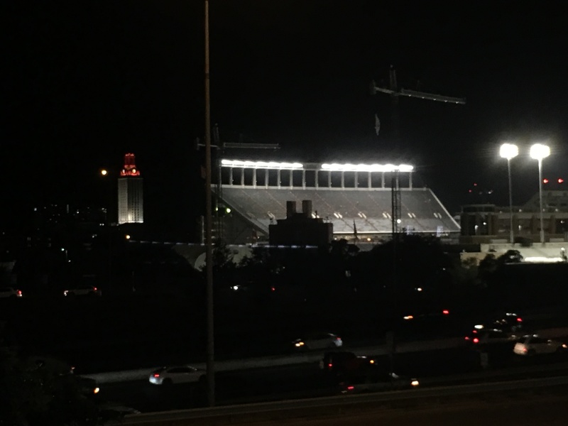 2019/09(September)/UT-Football/800x600_2019-09-21-UT-Football-18.JPG